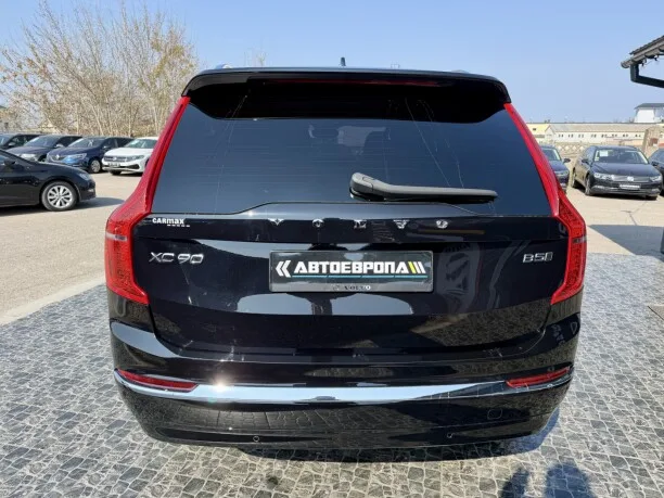 Volvo XC90 2023 — миниатюра 2