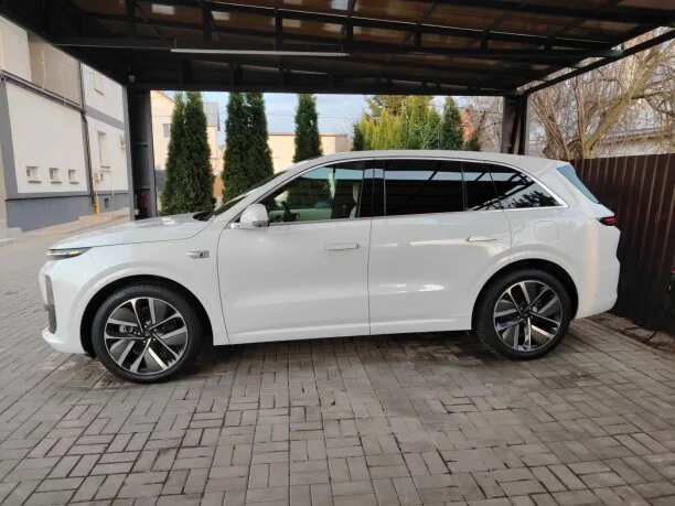Li Auto L6 2024 — миниатюра 2