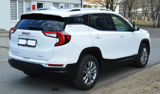 GMC Terrain 2024 — миниатюра 3