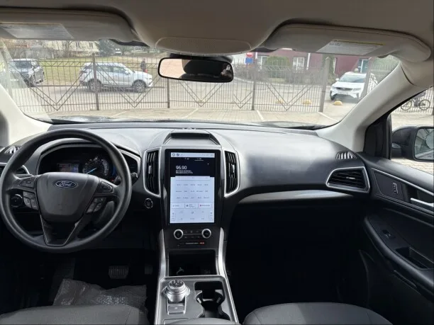 Ford Edge 2022 — миниатюра 3