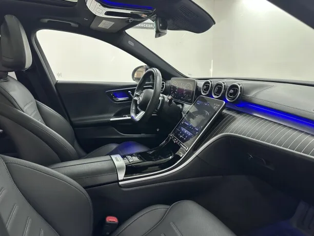 Mercedes-Benz C-Класс 2023 — миниатюра 3