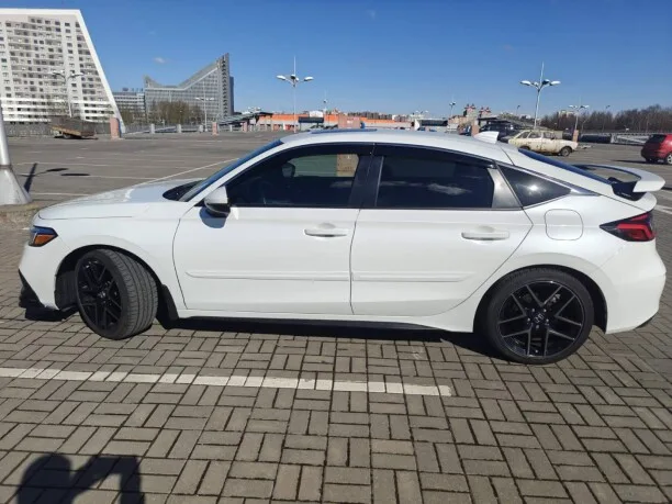 Honda CIVIC 2022 — миниатюра 5