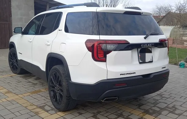 GMC Acadia 2022 — миниатюра 2