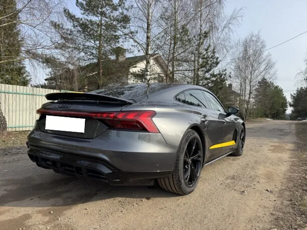 Audi e-tron GT 2023 — миниатюра 3