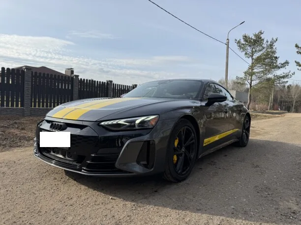 Audi e-tron GT 2023 — миниатюра 4