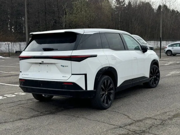 Toyota BZ3X 2025 — миниатюра 4
