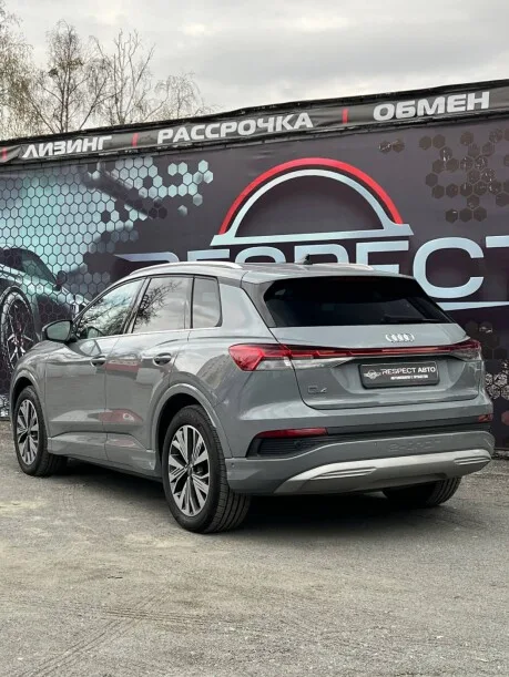 Audi Q4 e-tron 2023 — миниатюра 4