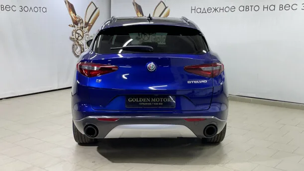Alfa Romeo Stelvio 2022 — миниатюра 4