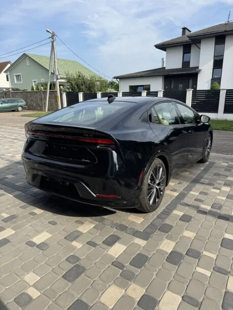 Toyota Prius 2023 — миниатюра 4