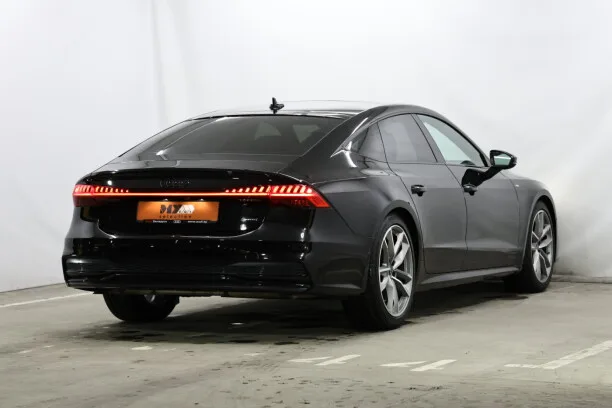 Audi A7 2022 — миниатюра 4