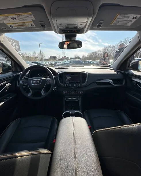 GMC Terrain 2022 — миниатюра 3