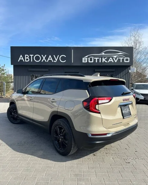 GMC Terrain 2022 — миниатюра 4
