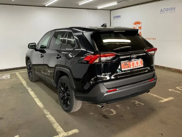 Toyota RAV4 2023 — миниатюра 2