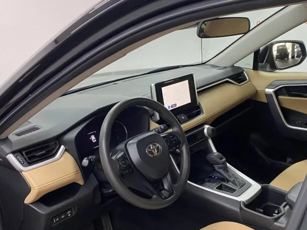 Toyota RAV4 2023 — миниатюра 5