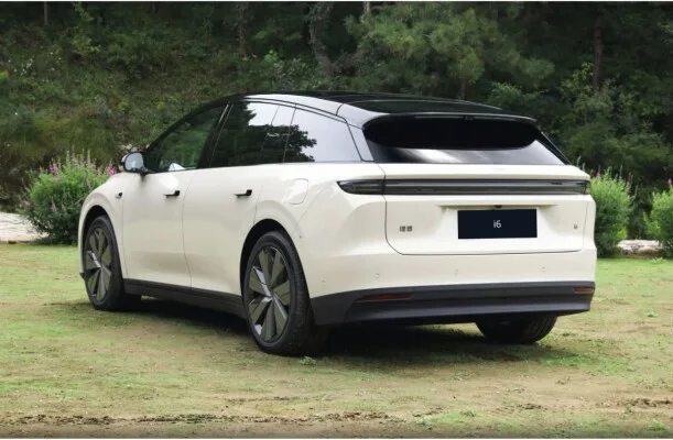 Li Auto Li i6 2026 — миниатюра 2