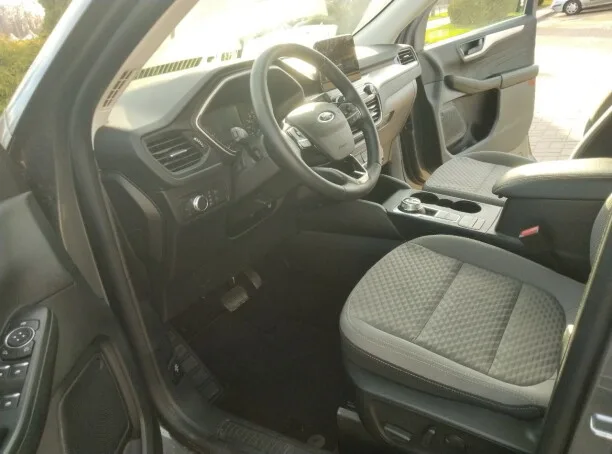 Ford Escape 2022 — миниатюра 3