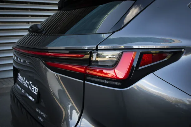Lexus NX 2022 — миниатюра 3