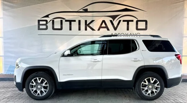 GMC Acadia 2023 — миниатюра 4