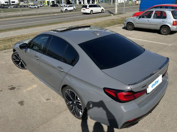 BMW 5 Series 2022 — миниатюра 4