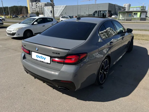 BMW 5 Series 2022 — миниатюра 5