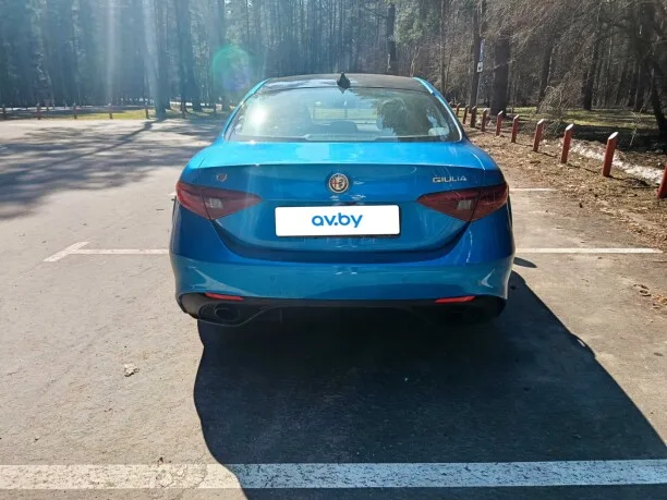 Alfa Romeo Giulia 2022 — миниатюра 2