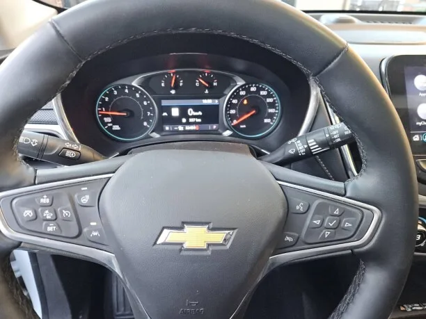 Chevrolet Equinox 2022 — миниатюра 3