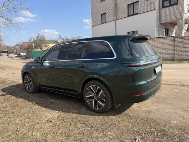 Li Auto L9 2023 — миниатюра 4