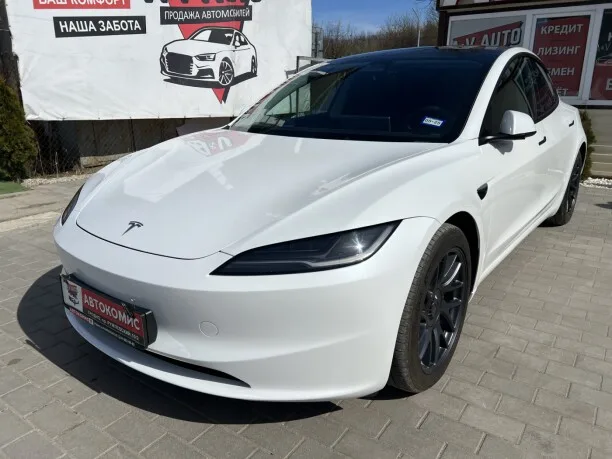 Tesla Model 3 2024 — миниатюра 3