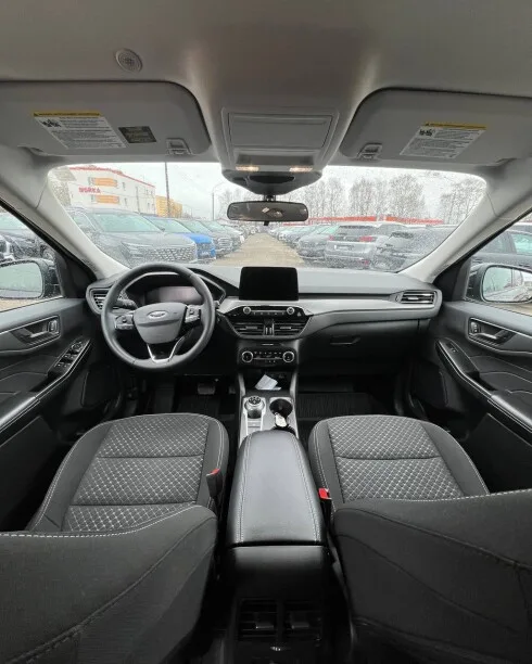 Ford Escape 2023 — миниатюра 3