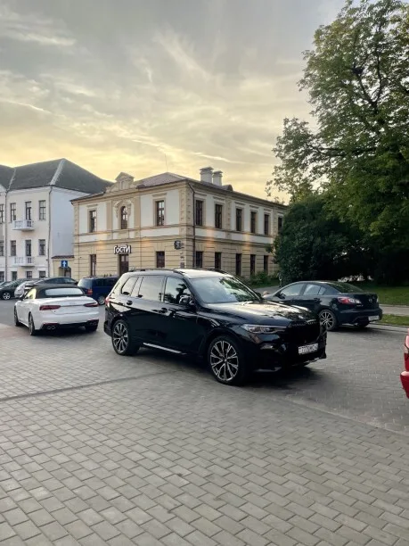 BMW X7 2022 — миниатюра 5