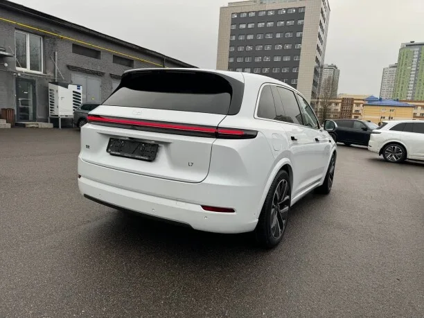 Li Auto L7 2024 — миниатюра 2