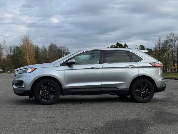 Ford Edge 2022 — миниатюра 2
