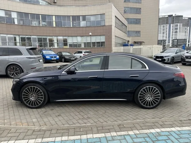 Mercedes-Benz E-Class 2024 — миниатюра 2