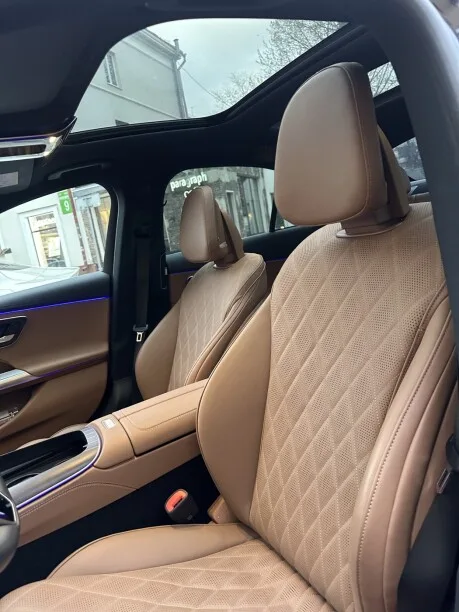 Mercedes-Benz E-Class 2024 — миниатюра 3