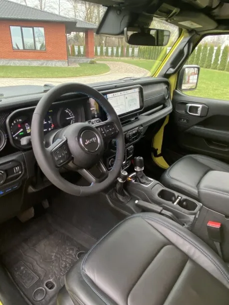 Jeep Wrangler 2023 — миниатюра 3
