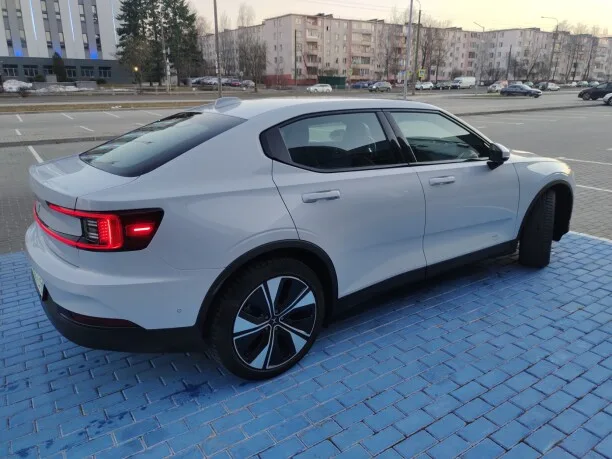 Polestar 2 2022 — миниатюра 5