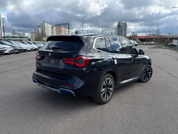 BMW iX3 2022 — миниатюра 4