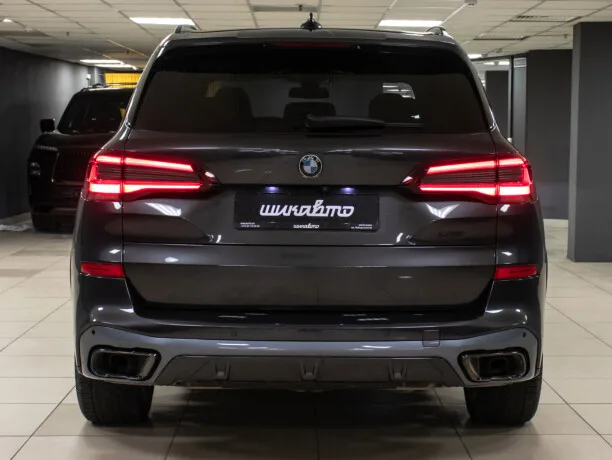 BMW X5 2023 — миниатюра 2