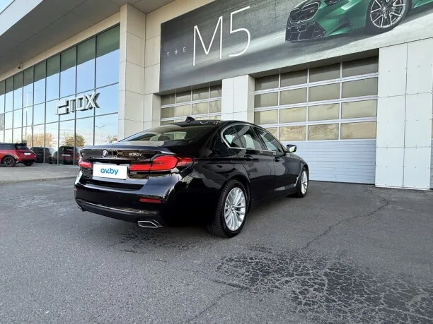 BMW 5 Series 2023 — миниатюра 3