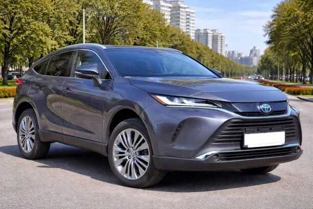 Toyota Venza 2022 — миниатюра 5