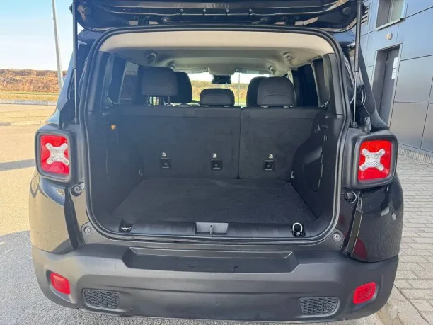Jeep Renegade 2022 — миниатюра 3
