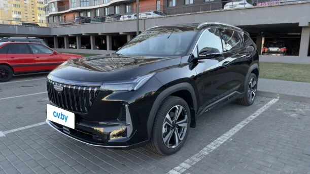 Geely Boyue L 2025 — фото 1, купить с доставкой в Москву