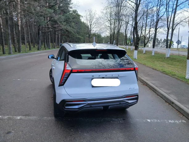 Geely Atlas 2025 — миниатюра 3