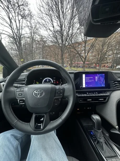 Toyota Camry 2024 — миниатюра 3