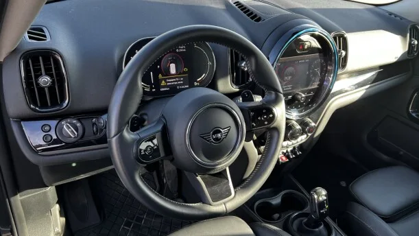 MINI Countryman 2022 — миниатюра 2