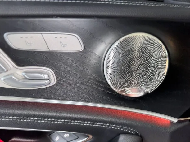 Mercedes-Benz E-Class 2022 — миниатюра 3
