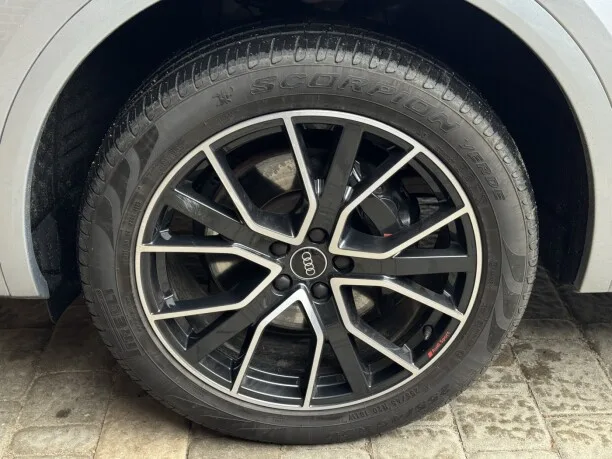 Audi SQ5 2023 — миниатюра 3