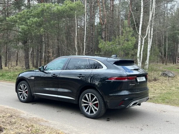 Jaguar F-Pace 2022 — миниатюра 2