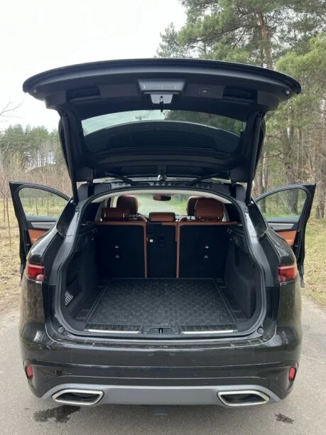Jaguar F-Pace 2022 — миниатюра 3