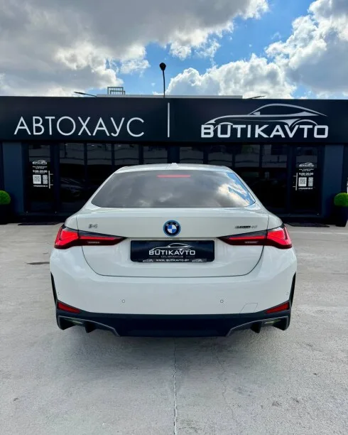 BMW i4 2022 — миниатюра 2